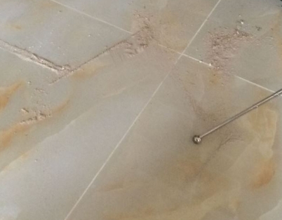 中原瓷砖空鼓维修公司分享粘合剂选择不当在瓷砖铺贴过程中可能导致以下问题